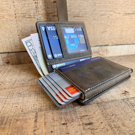 regular-wallets-vs-rfid-wallets-–-why-your-next-wallet-upgrade-could-save-you